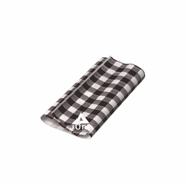 Black 190mm x 150mm Gingham Greaseproof Paper